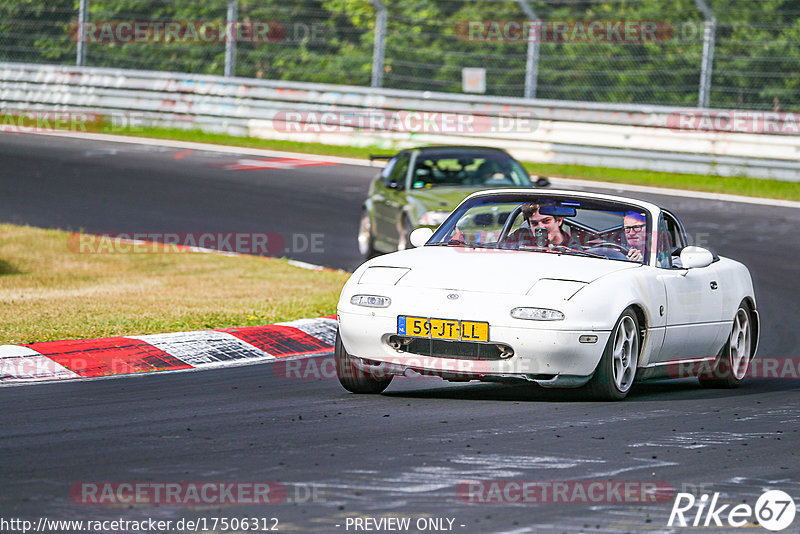 Bild #17506312 - Touristenfahrten Nürburgring Nordschleife (22.06.2022)