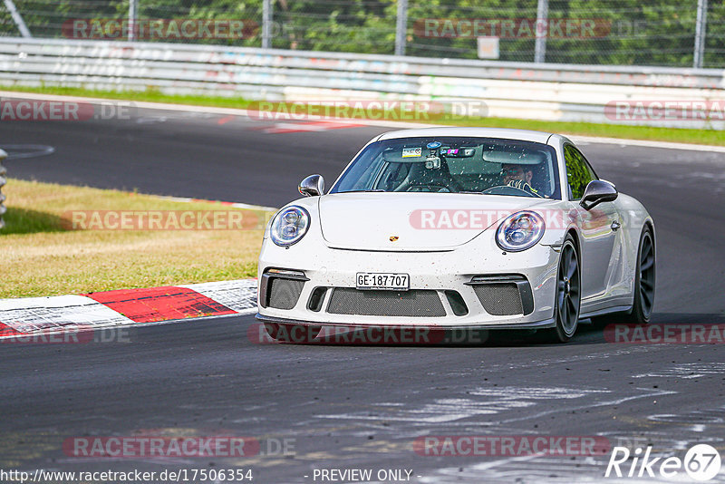 Bild #17506354 - Touristenfahrten Nürburgring Nordschleife (22.06.2022)