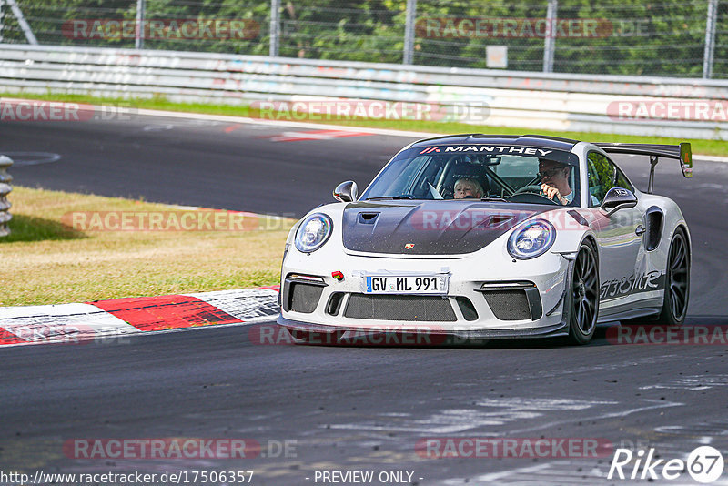 Bild #17506357 - Touristenfahrten Nürburgring Nordschleife (22.06.2022)