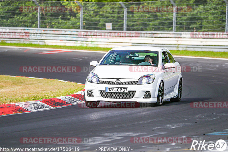 Bild #17506419 - Touristenfahrten Nürburgring Nordschleife (22.06.2022)