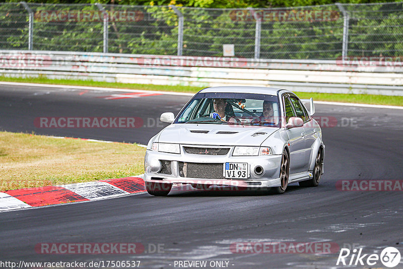 Bild #17506537 - Touristenfahrten Nürburgring Nordschleife (22.06.2022)