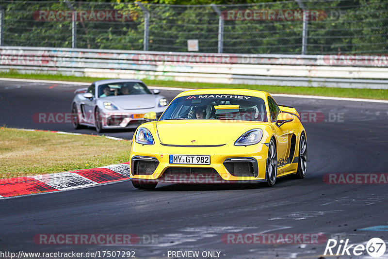 Bild #17507292 - Touristenfahrten Nürburgring Nordschleife (22.06.2022)