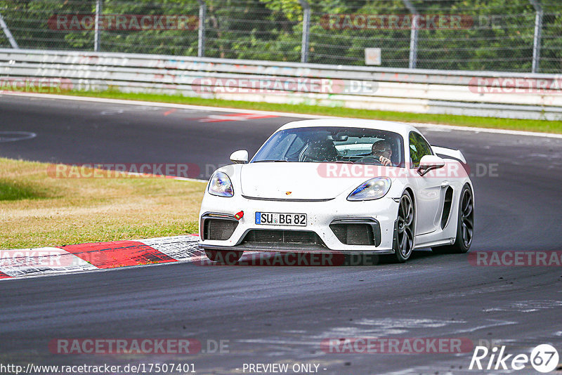 Bild #17507401 - Touristenfahrten Nürburgring Nordschleife (22.06.2022)