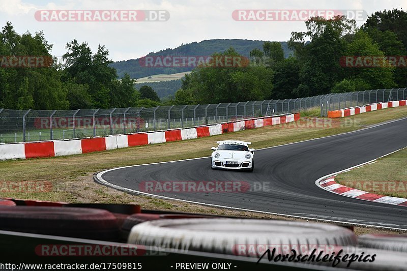 Bild #17509815 - Touristenfahrten Nürburgring Nordschleife (23.06.2022)