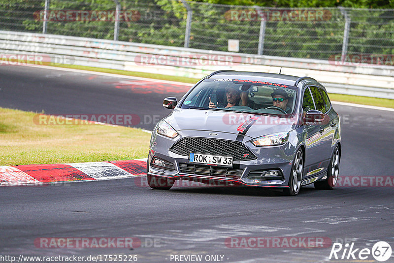 Bild #17525226 - Touristenfahrten Nürburgring Nordschleife (25.06.2022)