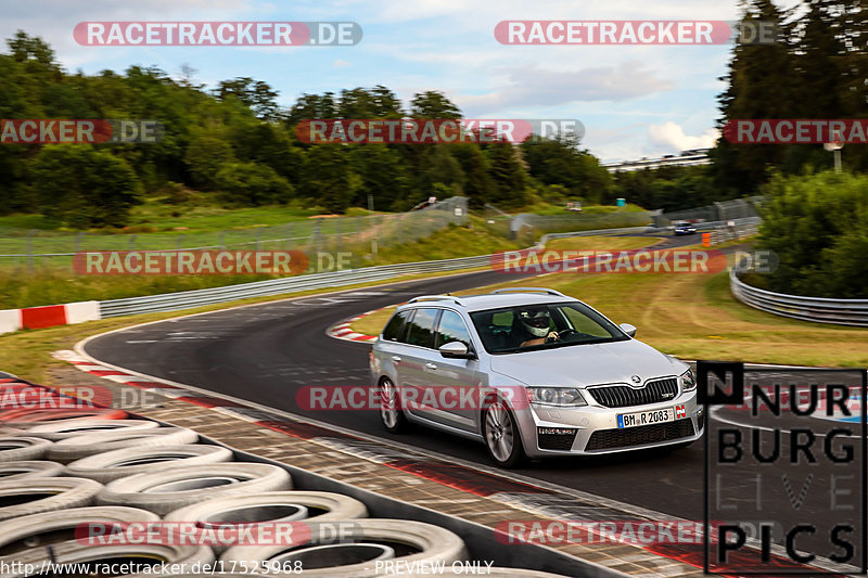 Bild #17525968 - Touristenfahrten Nürburgring Nordschleife (25.06.2022)