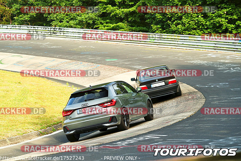 Bild #17527243 - Touristenfahrten Nürburgring Nordschleife (25.06.2022)