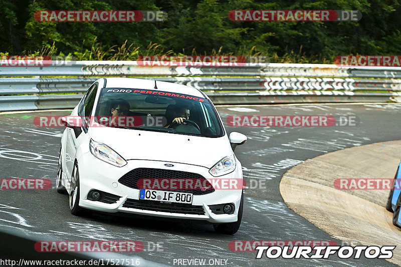 Bild #17527516 - Touristenfahrten Nürburgring Nordschleife (25.06.2022)