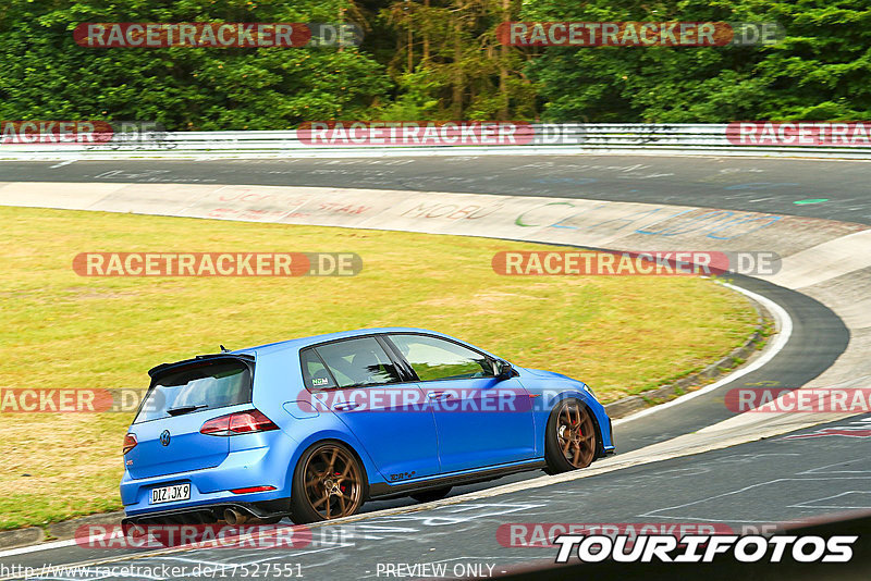 Bild #17527551 - Touristenfahrten Nürburgring Nordschleife (25.06.2022)