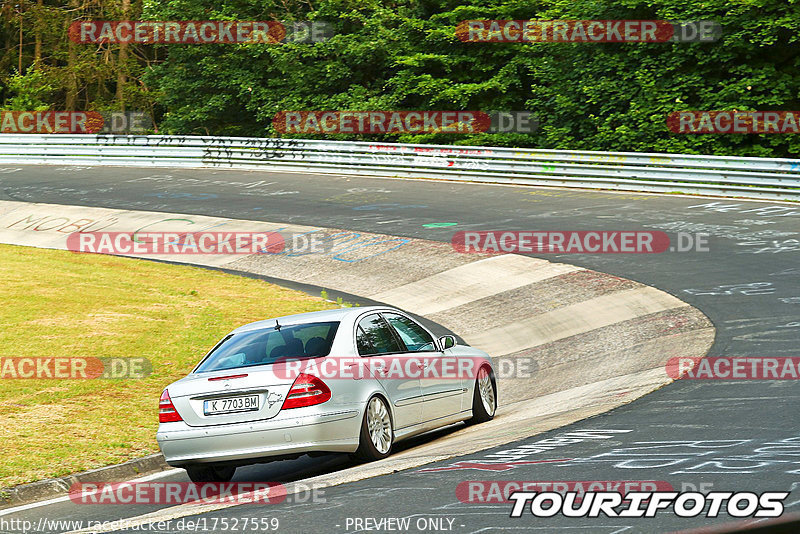 Bild #17527559 - Touristenfahrten Nürburgring Nordschleife (25.06.2022)