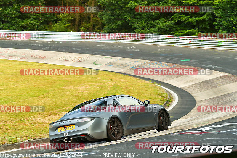 Bild #17527681 - Touristenfahrten Nürburgring Nordschleife (25.06.2022)