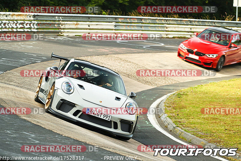 Bild #17528317 - Touristenfahrten Nürburgring Nordschleife (25.06.2022)