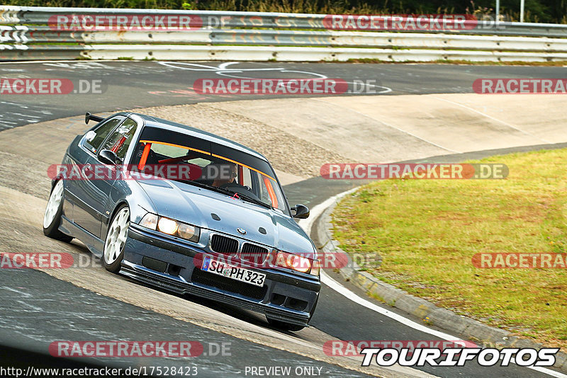 Bild #17528423 - Touristenfahrten Nürburgring Nordschleife (25.06.2022)