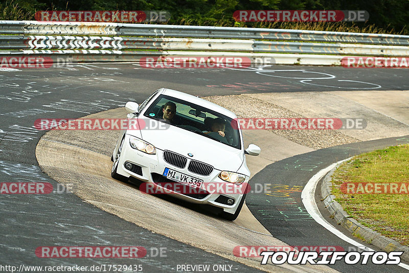 Bild #17529435 - Touristenfahrten Nürburgring Nordschleife (25.06.2022)