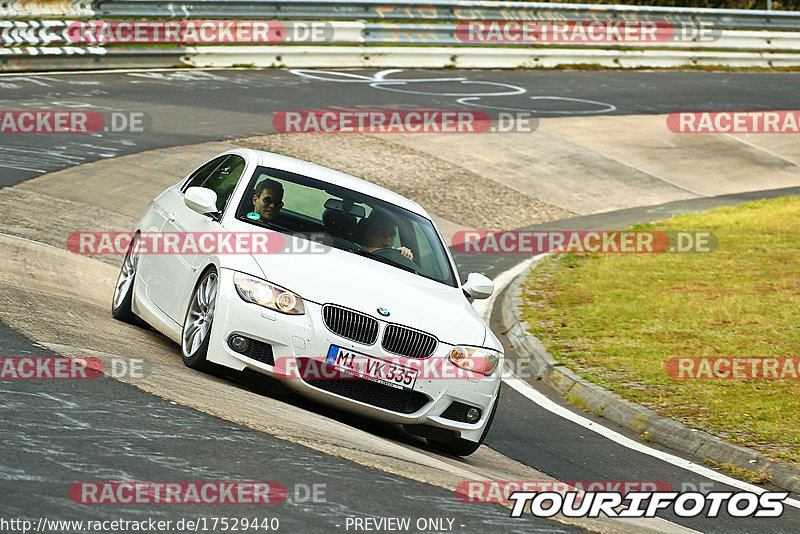 Bild #17529440 - Touristenfahrten Nürburgring Nordschleife (25.06.2022)