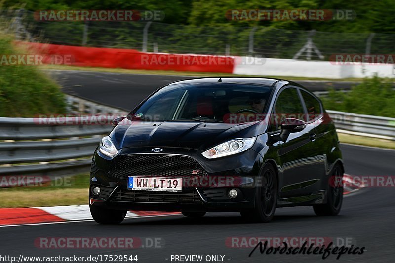 Bild #17529544 - Touristenfahrten Nürburgring Nordschleife (26.06.2022)