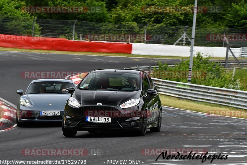 Bild #17529798 - Touristenfahrten Nürburgring Nordschleife (26.06.2022)