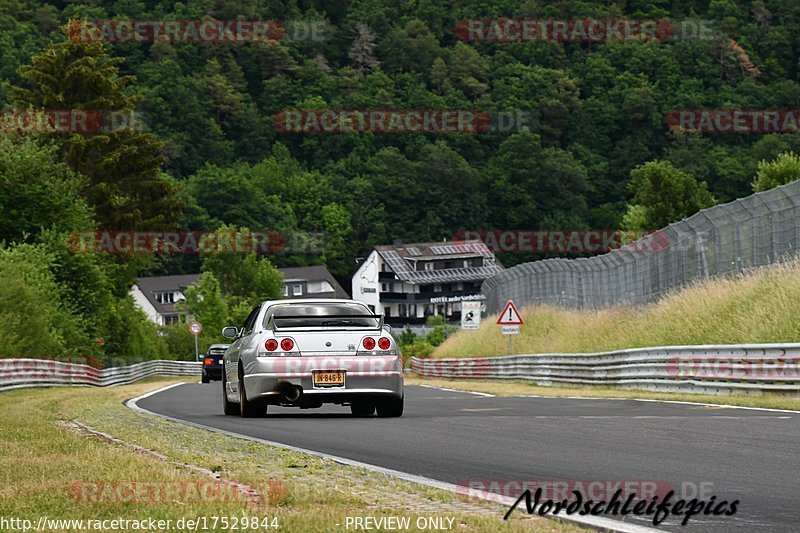 Bild #17529844 - Touristenfahrten Nürburgring Nordschleife (26.06.2022)