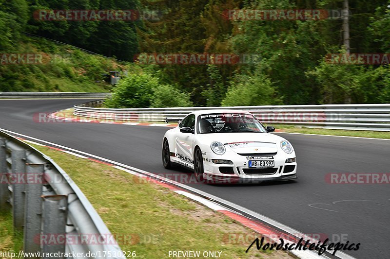 Bild #17530226 - Touristenfahrten Nürburgring Nordschleife (26.06.2022)