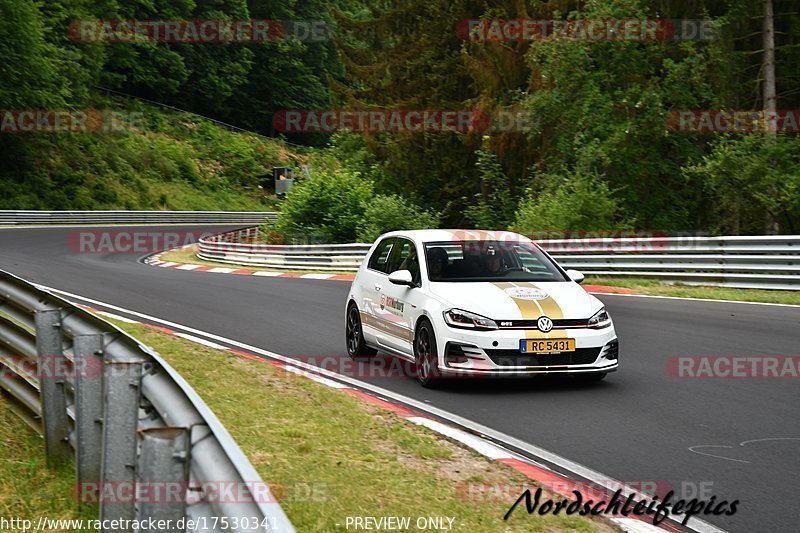 Bild #17530341 - Touristenfahrten Nürburgring Nordschleife (26.06.2022)