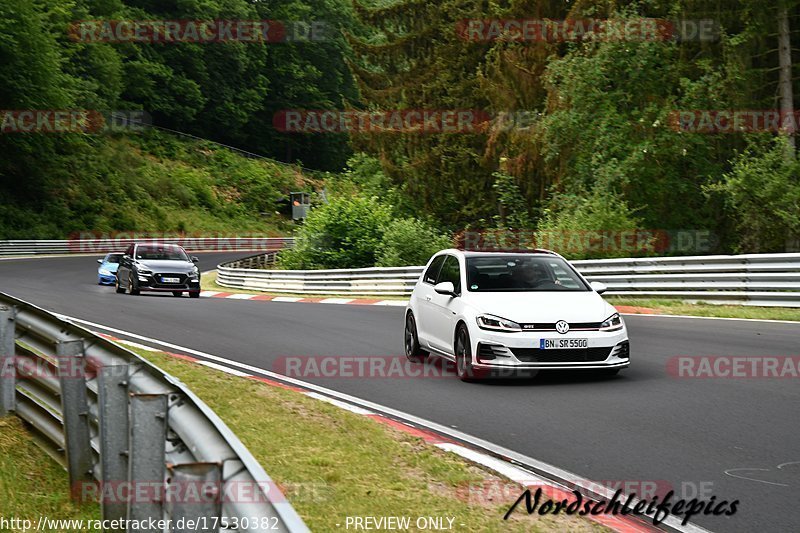 Bild #17530382 - Touristenfahrten Nürburgring Nordschleife (26.06.2022)