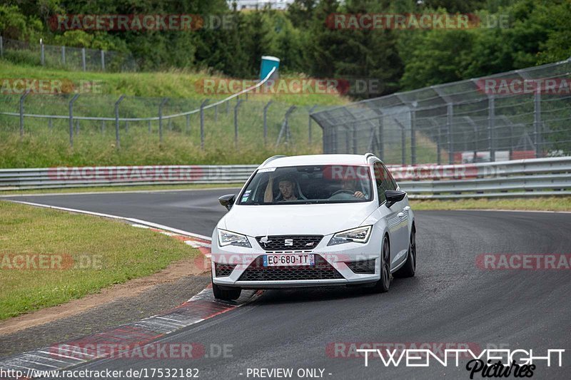 Bild #17532182 - Touristenfahrten Nürburgring Nordschleife (26.06.2022)