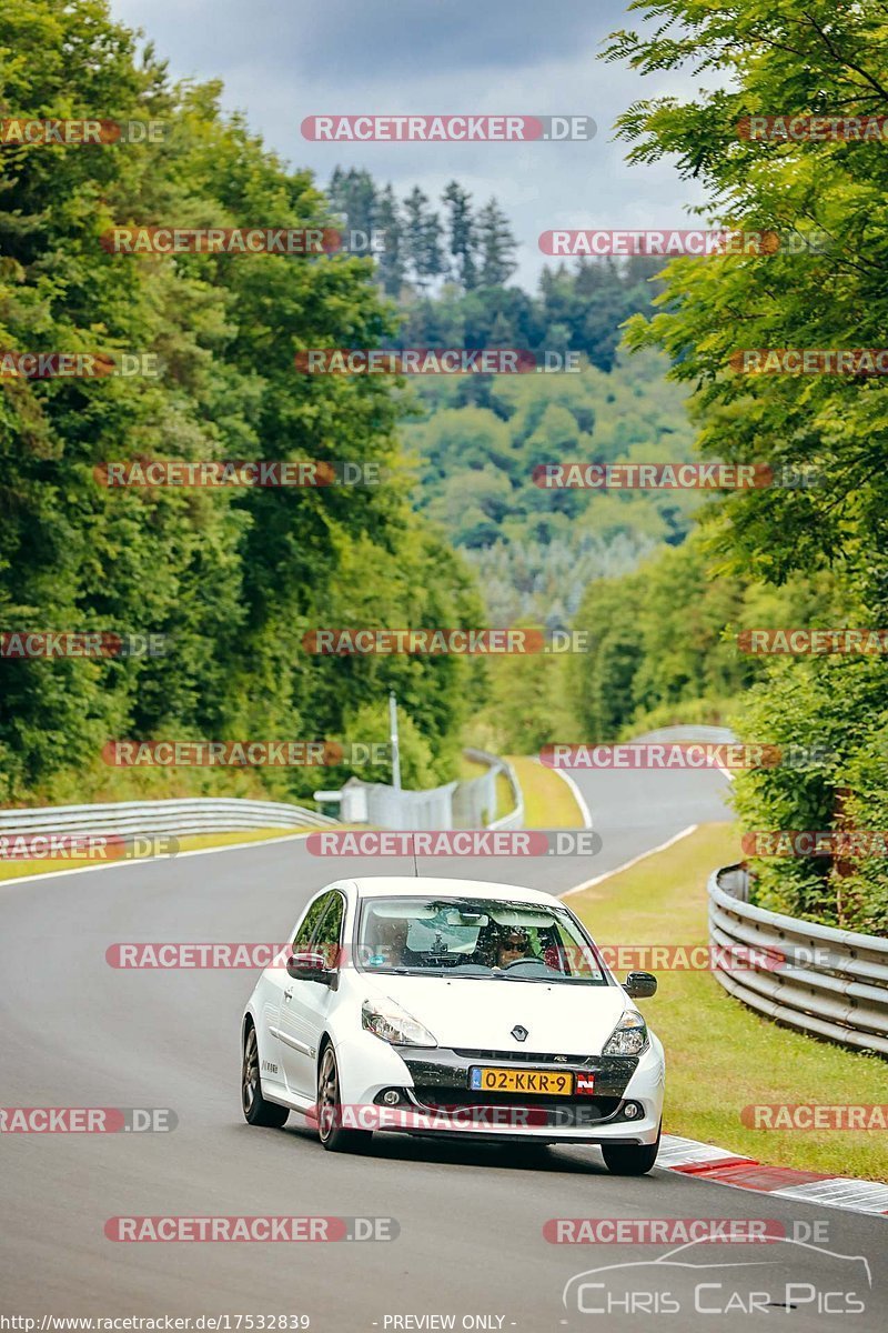 Bild #17532839 - Touristenfahrten Nürburgring Nordschleife (26.06.2022)