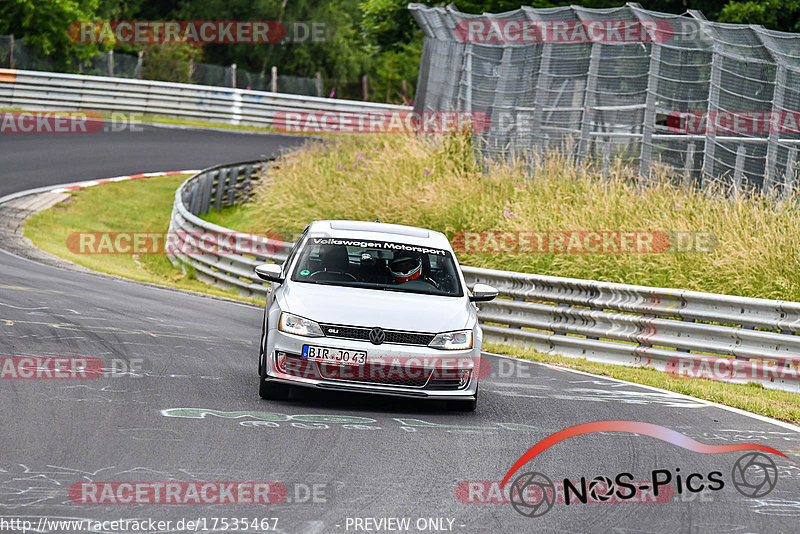 Bild #17535467 - Touristenfahrten Nürburgring Nordschleife (26.06.2022)