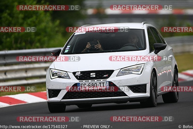 Bild #17540327 - Touristenfahrten Nürburgring Nordschleife (26.06.2022)