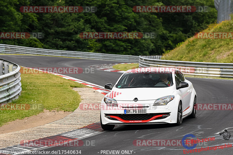 Bild #17540634 - Touristenfahrten Nürburgring Nordschleife (26.06.2022)