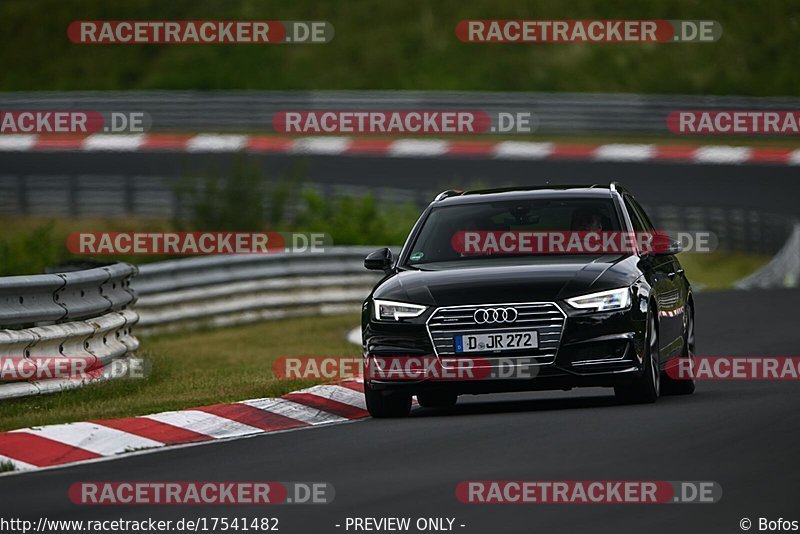 Bild #17541482 - Touristenfahrten Nürburgring Nordschleife (26.06.2022)