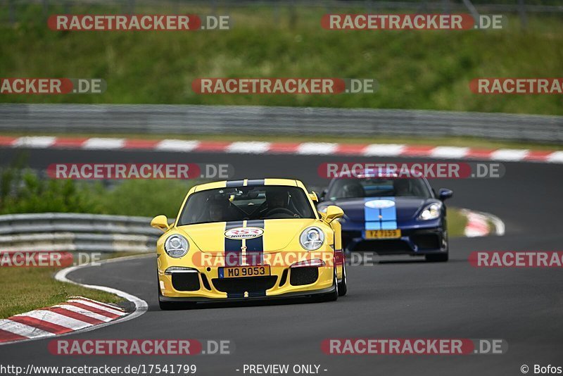 Bild #17541799 - Touristenfahrten Nürburgring Nordschleife (26.06.2022)