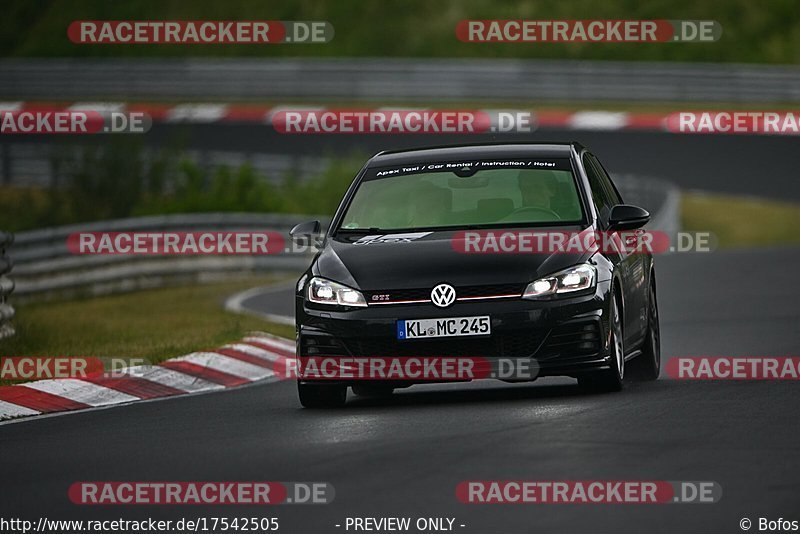 Bild #17542505 - Touristenfahrten Nürburgring Nordschleife (26.06.2022)