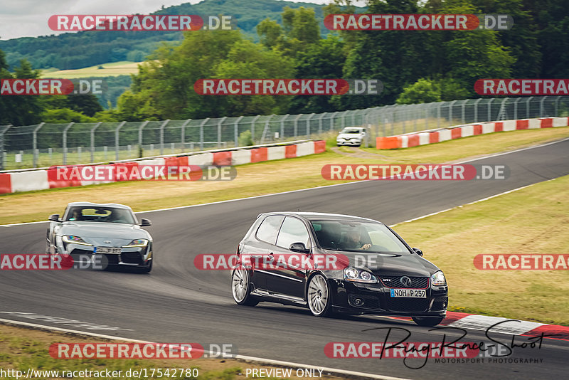 Bild #17542780 - Touristenfahrten Nürburgring Nordschleife (26.06.2022)