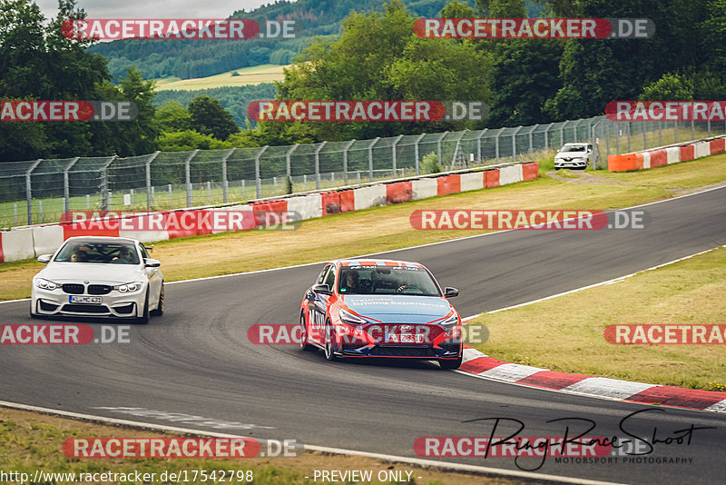 Bild #17542798 - Touristenfahrten Nürburgring Nordschleife (26.06.2022)