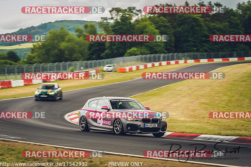 Bild #17542932 - Touristenfahrten Nürburgring Nordschleife (26.06.2022)