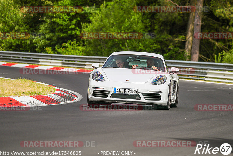 Bild #17546825 - Touristenfahrten Nürburgring Nordschleife (26.06.2022)