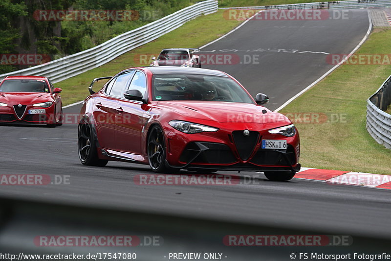 Bild #17547080 - Touristenfahrten Nürburgring Nordschleife (26.06.2022)