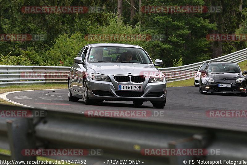 Bild #17547452 - Touristenfahrten Nürburgring Nordschleife (26.06.2022)