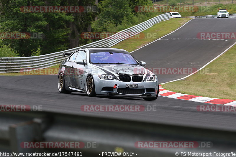 Bild #17547491 - Touristenfahrten Nürburgring Nordschleife (26.06.2022)