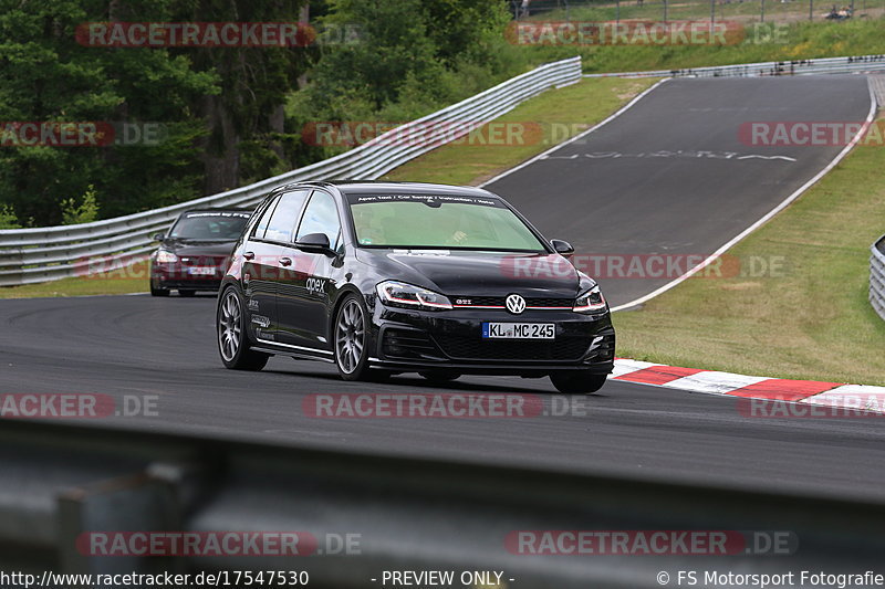 Bild #17547530 - Touristenfahrten Nürburgring Nordschleife (26.06.2022)