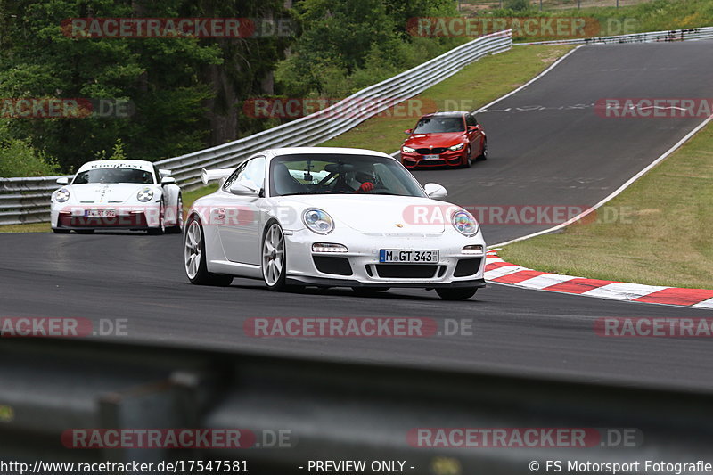 Bild #17547581 - Touristenfahrten Nürburgring Nordschleife (26.06.2022)