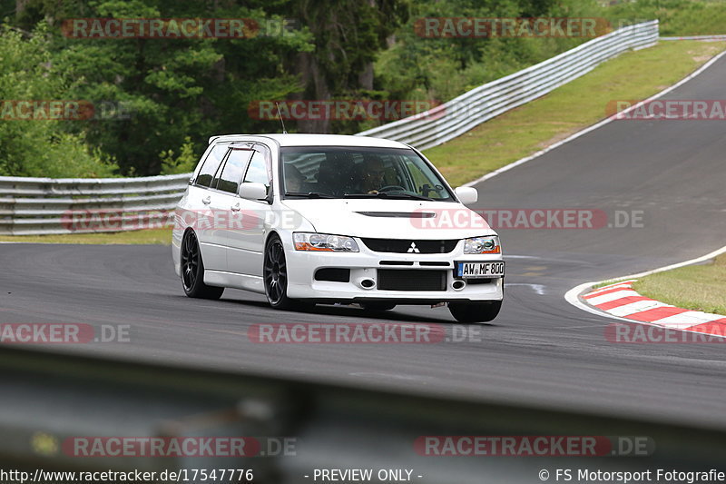 Bild #17547776 - Touristenfahrten Nürburgring Nordschleife (26.06.2022)