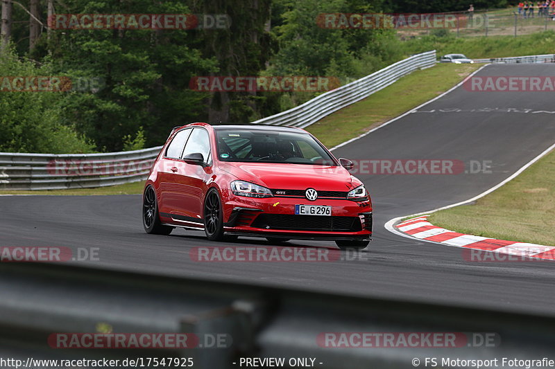 Bild #17547925 - Touristenfahrten Nürburgring Nordschleife (26.06.2022)