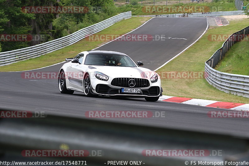 Bild #17548771 - Touristenfahrten Nürburgring Nordschleife (26.06.2022)