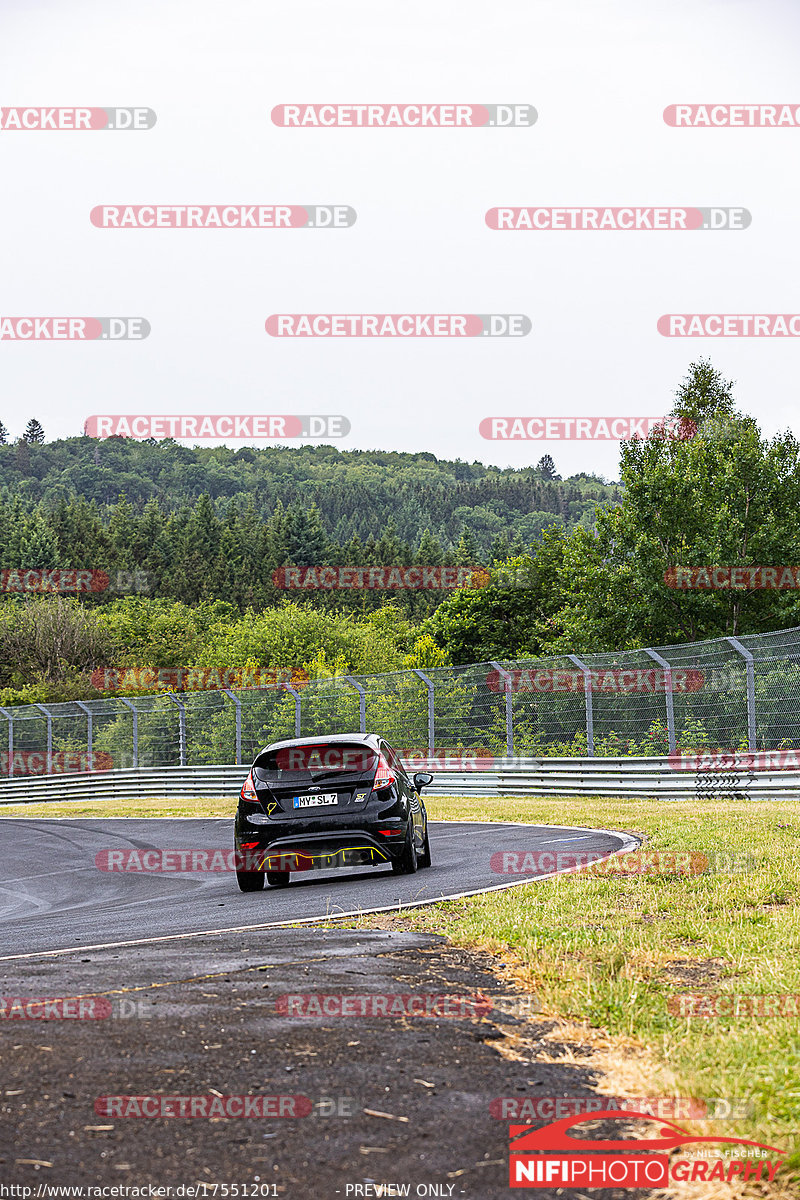 Bild #17551201 - Touristenfahrten Nürburgring Nordschleife (26.06.2022)