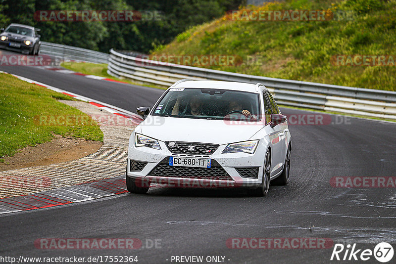 Bild #17552364 - Touristenfahrten Nürburgring Nordschleife (26.06.2022)