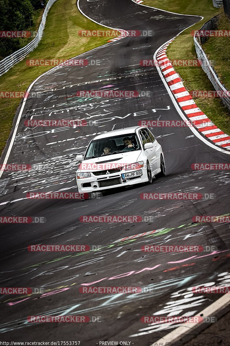 Bild #17553757 - Touristenfahrten Nürburgring Nordschleife (26.06.2022)