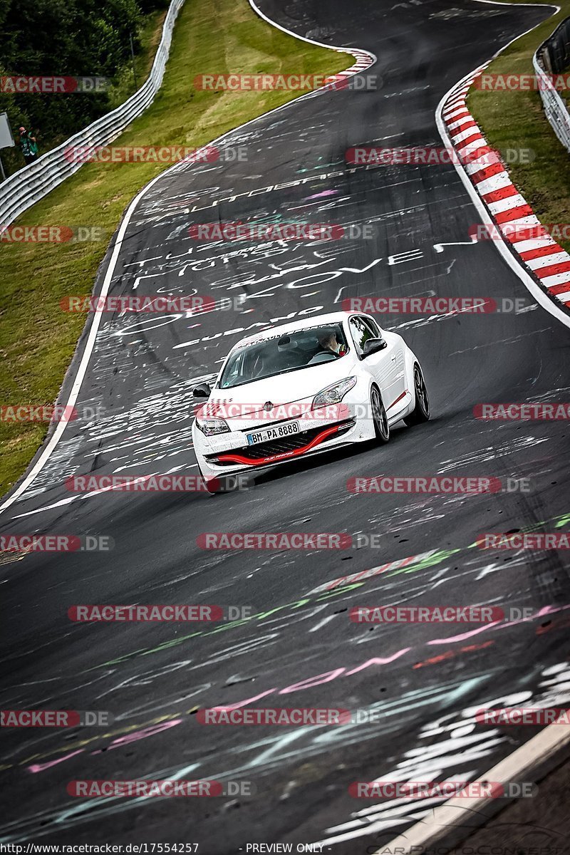 Bild #17554257 - Touristenfahrten Nürburgring Nordschleife (26.06.2022)