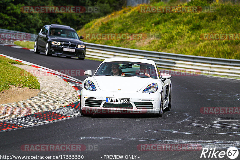 Bild #17555550 - Touristenfahrten Nürburgring Nordschleife (26.06.2022)